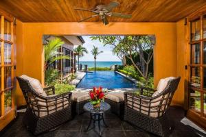 Exclusive Beachfront Villa Private Pool & BBQ