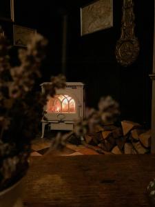 Charming Apartment With A Library