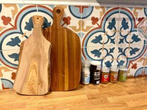 Stylish Cardiff Apartment with Free Parking