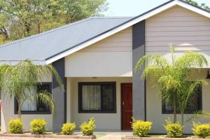 Staybridge Apartments Francistown
