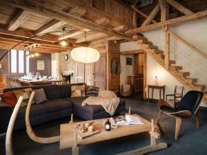 Chalet Ladroit - OVO Network