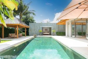 Luxury 4BR Pool Villa Anchan Near Bangtao Beach Free Airport Pickup from 7 days