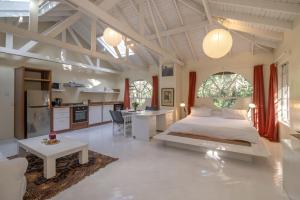 Pool House Studio by YourHost Karen Nairobi