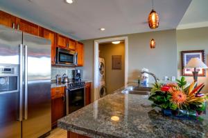 Honua Kai Hokulani 2 Free Rental Cars KBM Resorts Well Appointed 2 Units 3 Bedrooms ML-1655