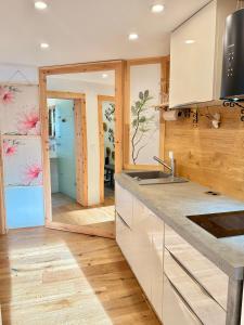 Ferienwohnung im Usseltal - Zirben Spa - Monheimer Alb - Altmühltal - Familie Geyer Daiting