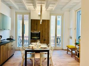 Crema, On theof CMBYN, coffee scene view