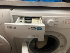 WBC R2 - Large Ensuite Room Wednesbury