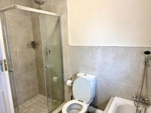 Midrand 2-Bedroom Oasis in Glen Austin