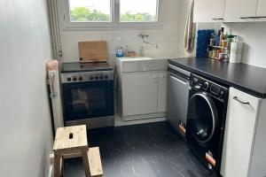 Charming 2-room with an open view in the 14th