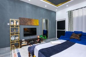 Nyali Goldies links road studio apartment