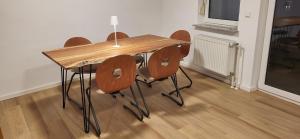 MHQ Ferienwohnung im historischen Fachwerkhaus mit Terrasse in Waiblingen