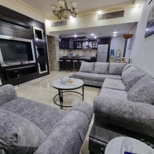 Deir Ghbar Suite