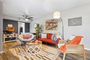 AT and T is steps away 2BD unit