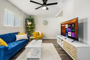 Stay Close to the Action 1BD AT and T Walkable