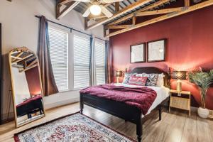 The Zircon 2BD Unique Style in the heart of FortWorth