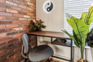 The Zircon 2BD Unique Style in the heart of FortWorth