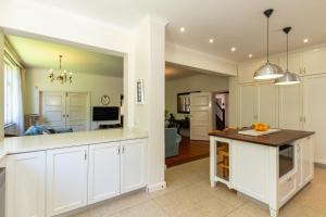 Spacious Retreat Pool, Garden & Lapa Cape Town