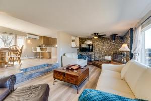 7 Mi to Dakota Hot Springs Penrose Group Getaway!