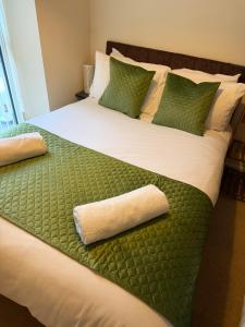 Beautiful 2 bedroom apartment in lawley village