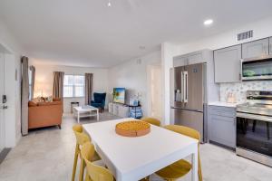 Approx 40 steps to beach entrance of Anna Maria beach