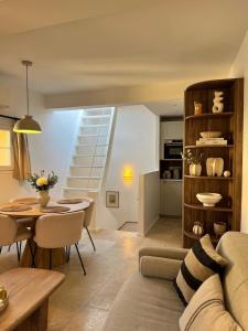 Charming house with rooftop - Gassin