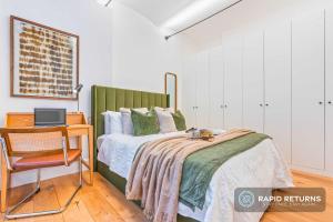 2 Bedroom 2 Bathroom Apartment with Patio in Notting Hill By Rapid Returns
