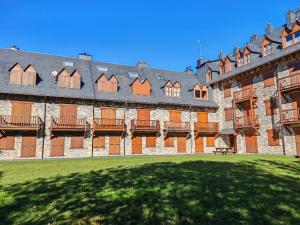 Tu rincón- Planta baja con jardín y parking - Dellui 2