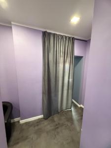 City Centre Spacious Apartment, up to 7, Self-Checkin & Wi-Fi