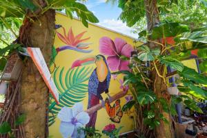 Zen Beach House, Steps From Atlantic Ave and Beach