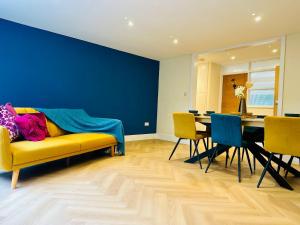 LivinSpace- Modern and spacious 2 bed flat in Central Sutton