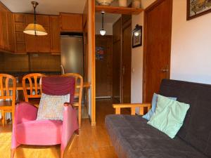 Chimenea en invierno, piscina en verano - Herbasabina 3