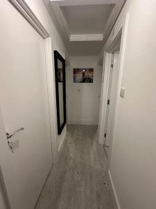 Eltham Hill Stay