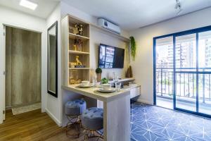 MY806 · MY806 Completo e ao lado do Shopping Frei Caneca