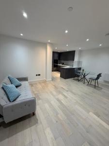 Greenstreet Apartment in London