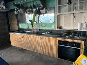 Casa 4 suítes - Vista para Barra do Sahy