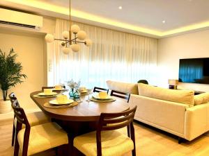 Sunset by Oldtown Apartments