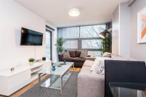 Central Modern 2BR Flat with Parking & Balcony