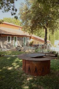 Podere La Gualda Vecchia alloggi di charme immersi nel Giardino Emozionale outdoor SPA