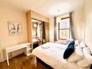 Newingtons Georgian Apartment - Fast WiFi - Central Edinburgh