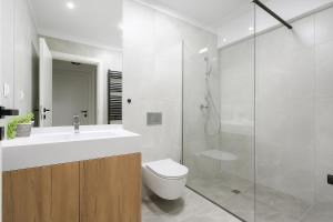 Central ONE Velvet plus Parking