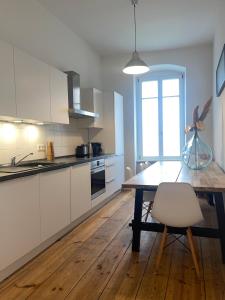 Cozy & Modern Apartment in Heart of Berlin