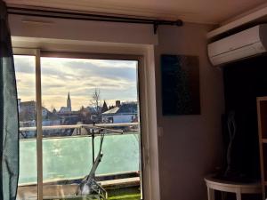 Appartement dexception spacieux, 2 chambres, terrasse privée, vue Cathédrale imprenable