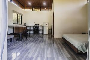 Newly built Surf Hideaway in Avellanas Beach