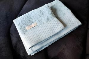 Lisjoy09: Refúgio de Luxo em Alpha