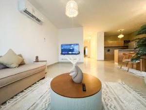 3BR Chalet w Private swimming pool - BrandNew