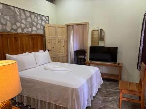 The Ridge - Stone Cottage