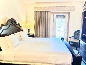 Cozy Family Zermatt King Villa with Kitchen Near Park City & Deer Valley Ski Resorts - 1085