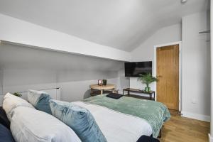 Kendal Lane Apartments