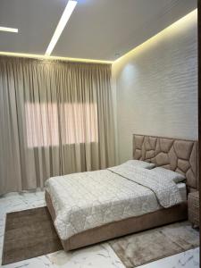 Calm Elegant Apartment City Center with Garage