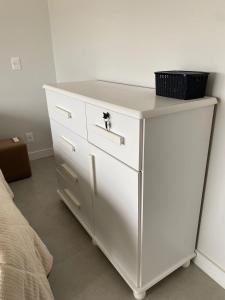 Apartamento Aconchegante com Piscina a 2 Quadras da Beira-Mar